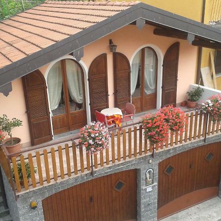 Chalet Con Piscina Garzeno Exteriér fotografie