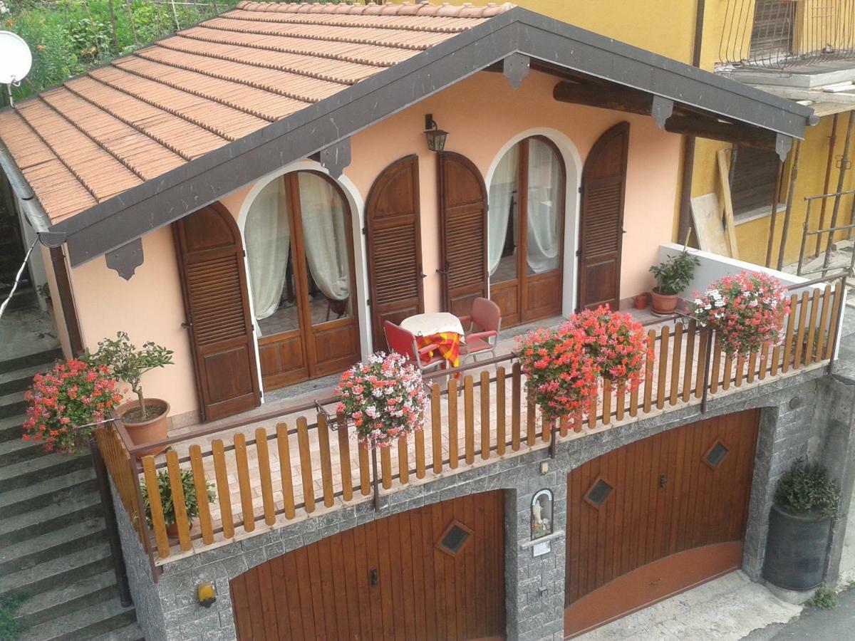 Chalet Con Piscina Garzeno Exteriér fotografie