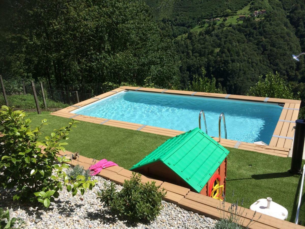Chalet Con Piscina Garzeno Exteriér fotografie